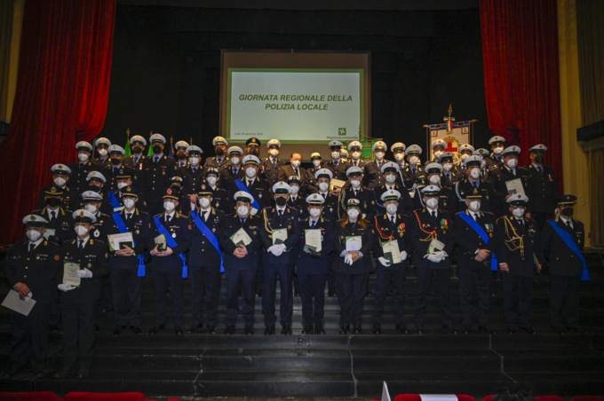 Polizia Locale: tre agenti della Provincia di Sondrio premiati da Regione Lombardia