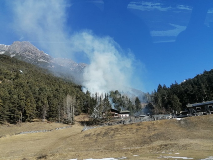 Incendio a Valdidentro, Vigili del Fuoco in azione