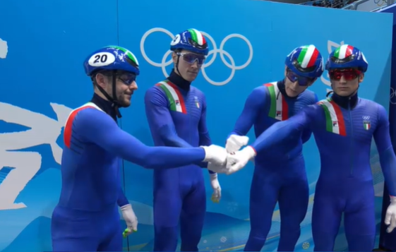 Pechino 2022: short track, la staffetta è di bronzo: festa per Confortola