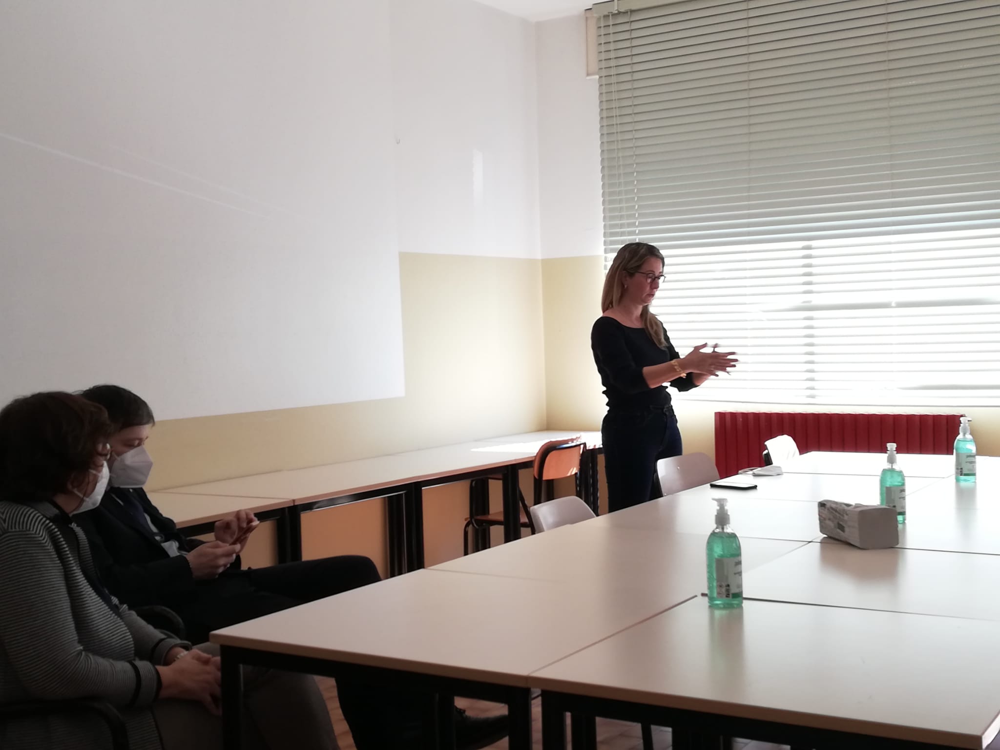 Alessandra Migliozzi presenta “La scuola non si ferma” a Tirano3