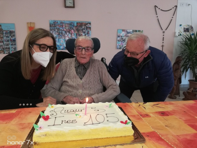 In Casa di Riposo festeggiati i 105 anni di Ines Pusterla