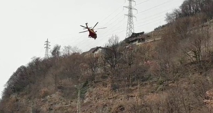 Trattore si ribalta ad Ardenno, grave un 67enne