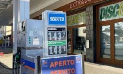 Carburanti, prolungato lo sconto di 30 centesimi: i prezzi di tutti i distributori in provincia