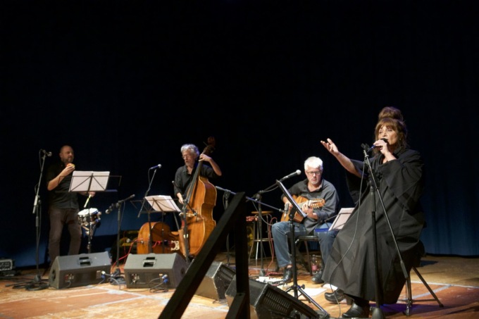 “Libertà e malinconia”, il nuovo progetto musicale di Paola Sabbatani in scena al Mignon