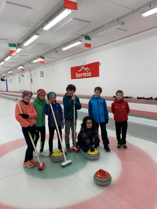 Bormio Curling, soddisfazione dopo il corso di avviamento