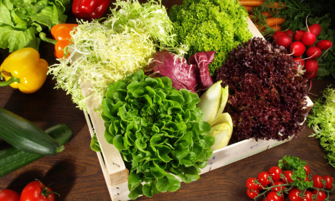 Da sabato 16 aprile in regalo i semi di insalata con Centro Valle