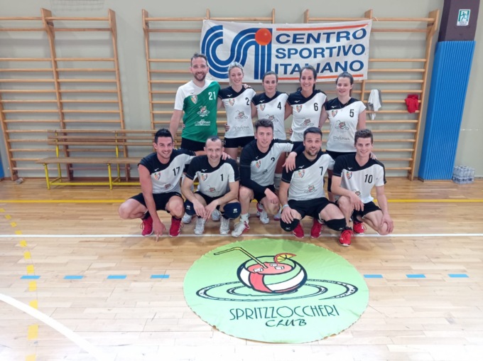 Pallavolo misto Csi: gli Spritzzoccheri campioni provinciali