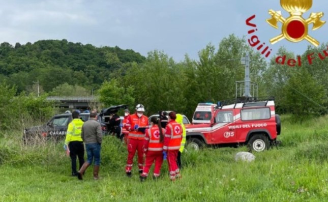 Donna trovata senza vita nel fiume Adda