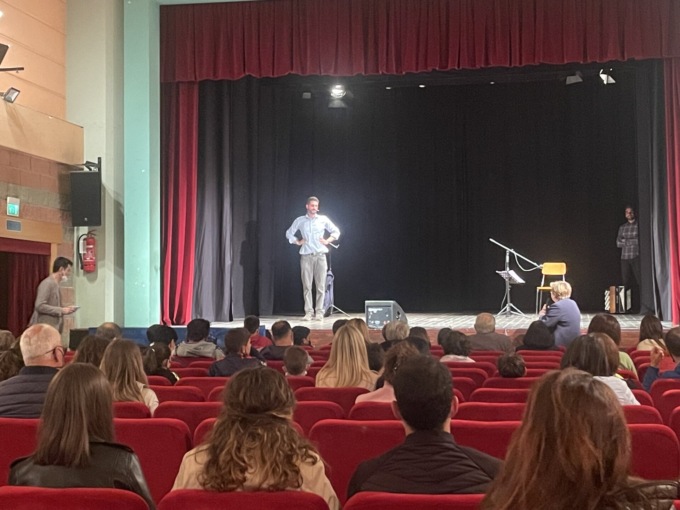 Successo per lo show dedicato a Guareschi