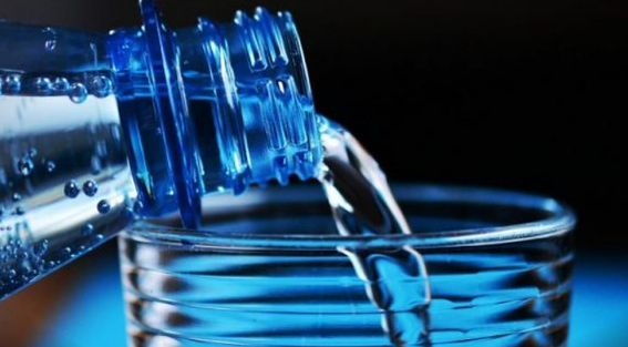 Una campagna in difesa dell’acqua promossa dalle aziende del gruppo Acsm Agam