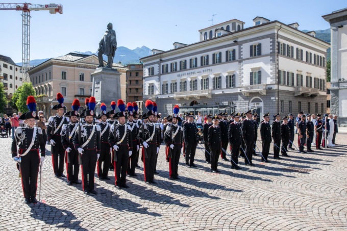 Celebrata in piazza Garibaldi la Festa dei Carabinieri