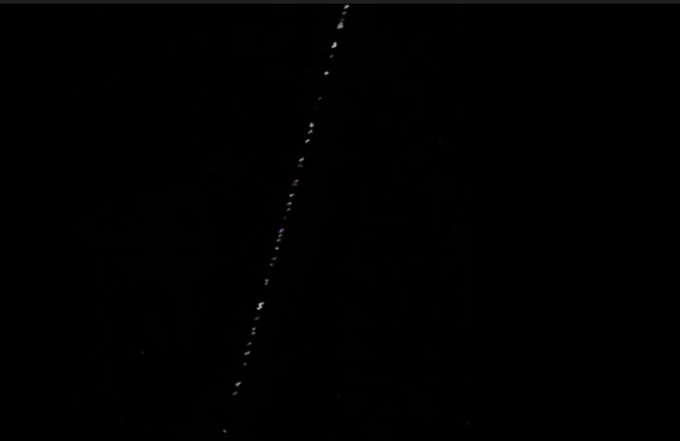 UFO sulla Valtellina, è Starlink di Elon Musk: IL VIDEO
