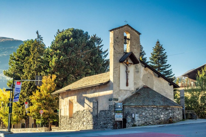 E’ iniziato il restauro della chiesa di Santa Barbara