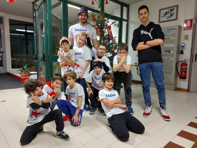Il saggio degli auguri della Civica Scuola è stato dedicato a Davide Boselli