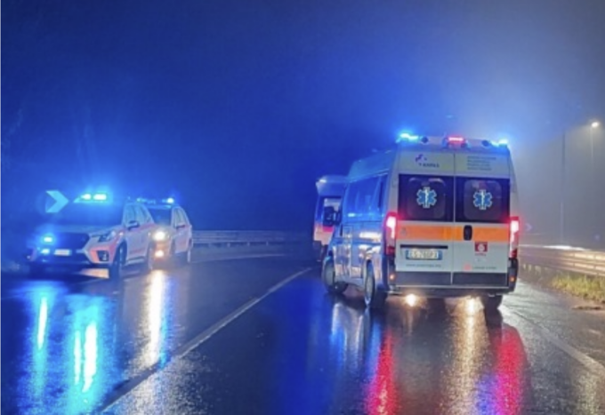 Schianto tra auto e furgone, muore 63enne originaria di Grosio