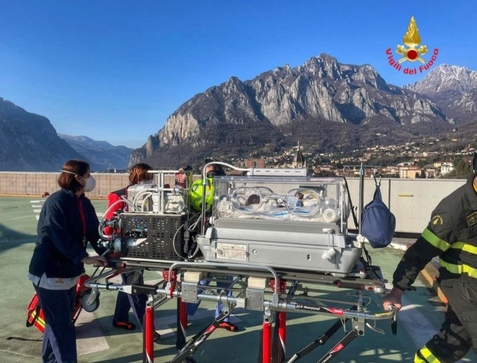 L’incubatrice è troppo pesante, intervengono i Vigili del Fuoco