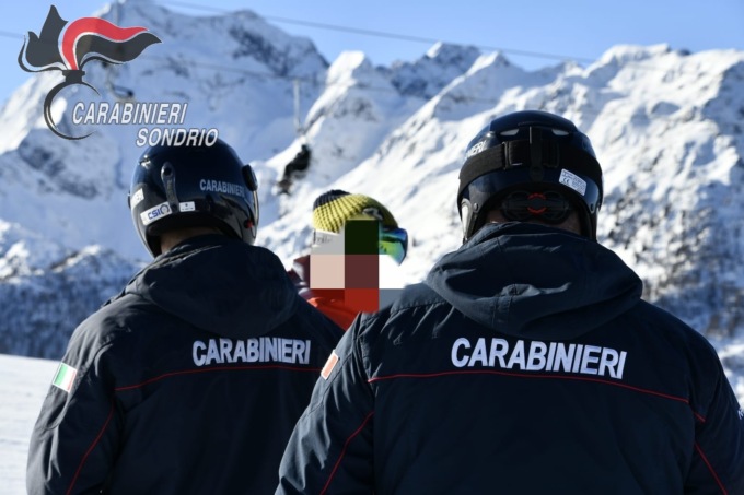 Quattro giovani trovati con droga sulle piste da sci