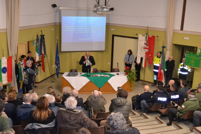 L’omaggio agli eroi del passato