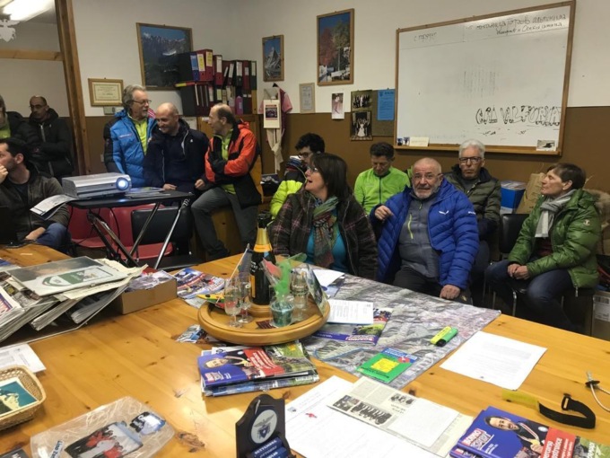Lezione di sci alpinismo col Cai
