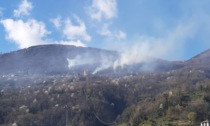 Alto Lago: incendio nei boschi a Montemezzo