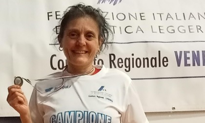 Cinzia Zugnoni Campionessa Regionale Indoor nei 1500 metri