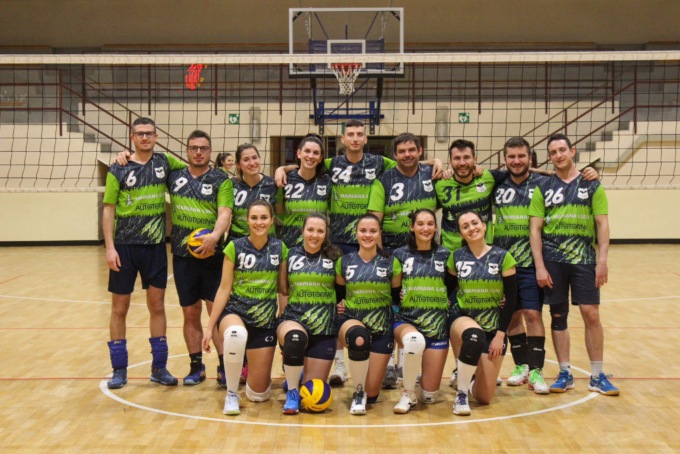 Pallavolo mista CSI: è testa a testa tra Bormiese e Spritzoccheri