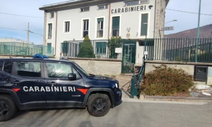 Estorsione a carattere sessuale: i carabinieri arrestano un 20enne a Delebio