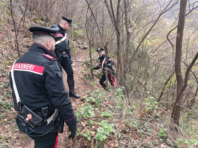 Spaccio di droga nei boschi della Val Tartano, due giovani nei guai