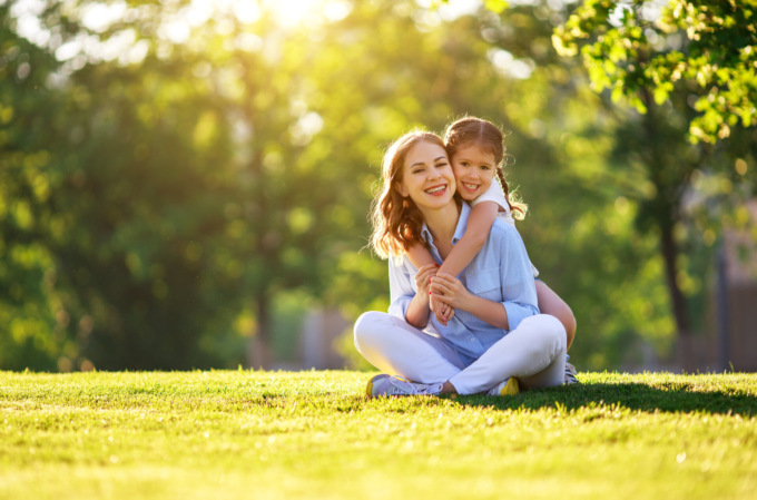 Wow, che spettacolo di mamma! Fatele gli auguri su Centro Valle