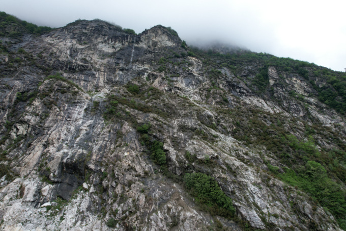 Frana a Novate Mezzola: la montagna fa paura