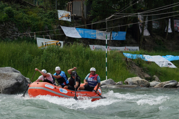 Le rapide di Boffetto stregano il mondo del rafting, stasera tanta adrenalina al parco Bartesaghi