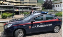 Picchia la compagna e aggredisce i Carabinieri, 33enne finisce in carcere