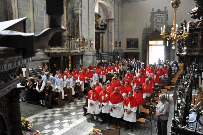 Il raduno dei confratelli di tutta l’Alta Valle