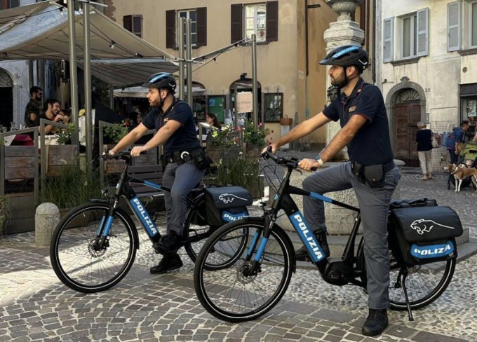 Le e-bike della Questura di Sondrio in servizio di ordine pubblico a Morbegno