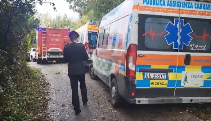 Elicottero valtellinese precipita in Toscana: era diretto a Sondrio