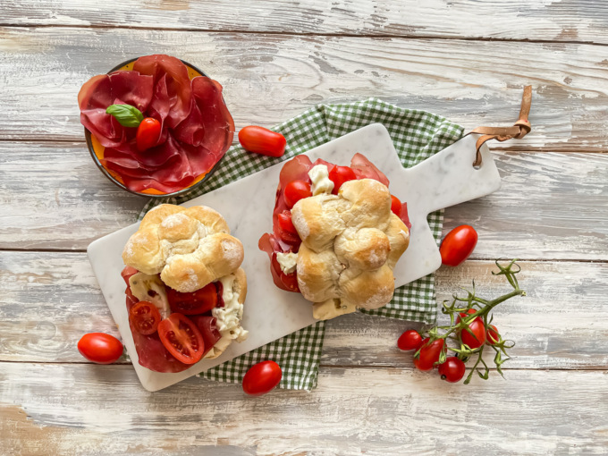 La Bresaola della Valtellina IGP per festeggiare il #PaninoItalianoDay