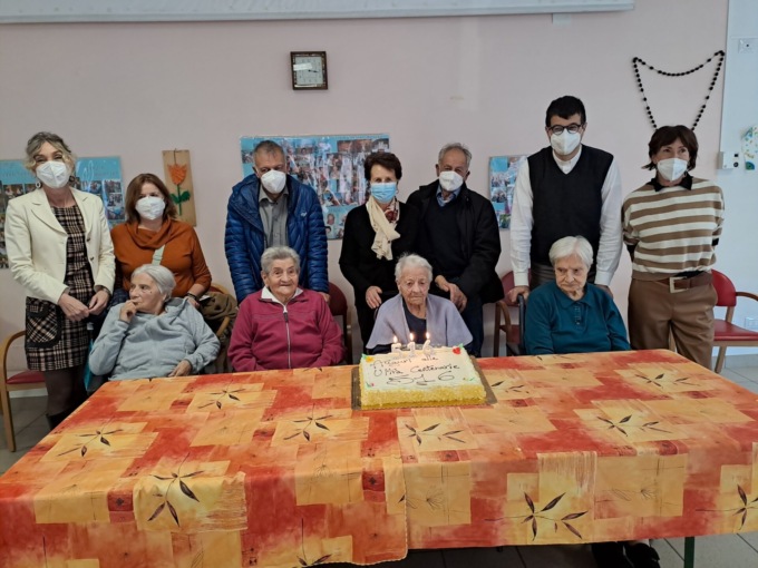 La Casa di riposo delle cinque centenarie