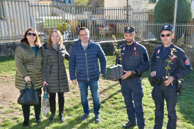 Con i Carabinieri Forestali e le scuole tante piante messe a dimora