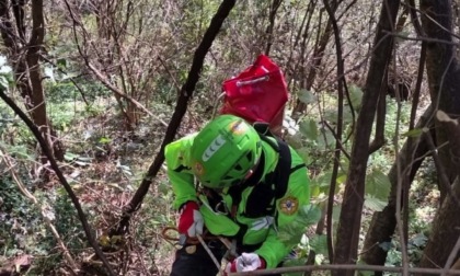 Scivola a 1.300 metri, salvato dai soccorritori del CNSAS
