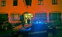 Le stazioni dei Carabinieri illuminate di arancione per il 25 novembre