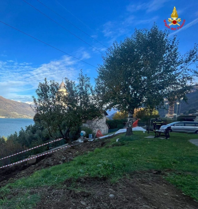 Uomo di Mantello precipita da un muro con un escavatore, è grave