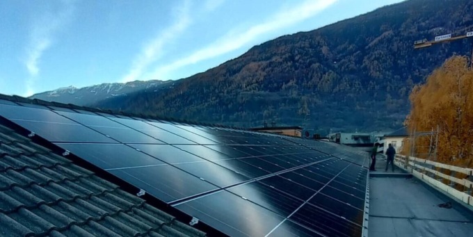 Energia “green” per la scuola e la piscina