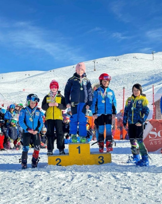 Circuito Schena Generali: centinaia di giovani sciatori in gara tra Madesimo, Livigno e Lanzada