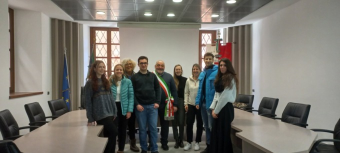 Consegnate le borse di studio ai ragazzi