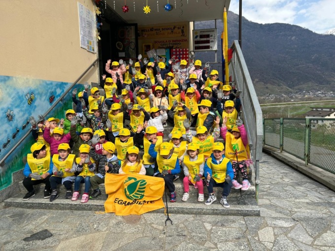 Alla scuola dell’infanzia Il Girotondo la giornata Ripuliamo il nostro pianeta