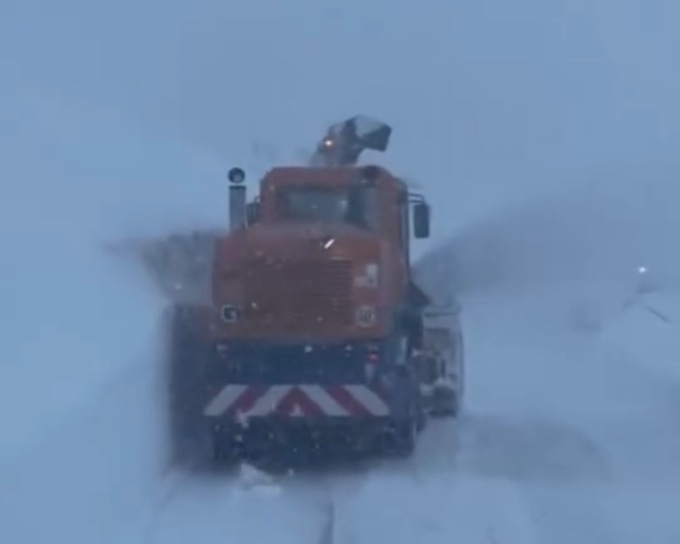 Emergenza meteo in Valtellina: smottamenti e valanghe colpiscono la provincia