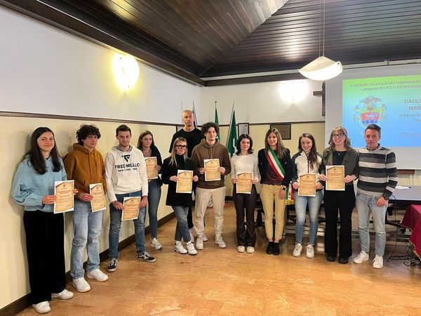 Borse di studio a 59 studenti, per 23.500 euro complessivi