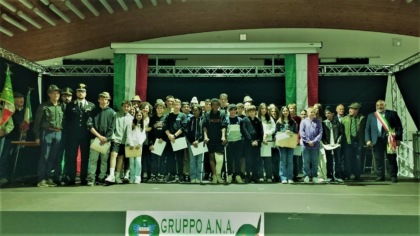 Gruppo Alpini, una serata sulle missioni  di pace e la borsa di studio dedicata ai ragazzi