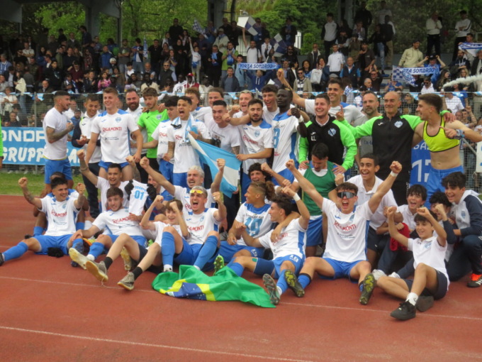 Grande festa per la Nuova Sondrio promossa in Serie D