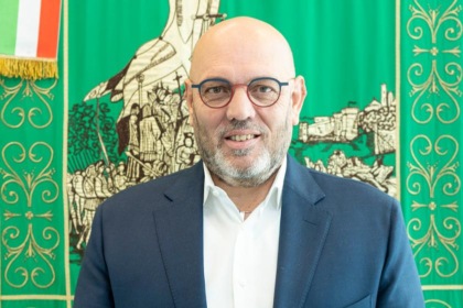 Contributi per le nuove imprese nei piccoli Comuni: fino a 40.000 euro per l’apertura di negozi alimentari